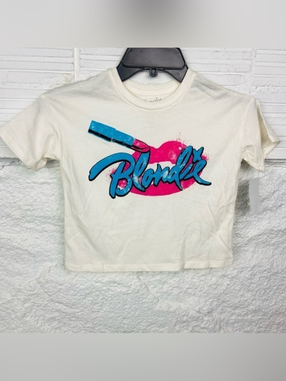 NWT Blondie Lip Graphic cream, pink and blue Crop Tee size 5T